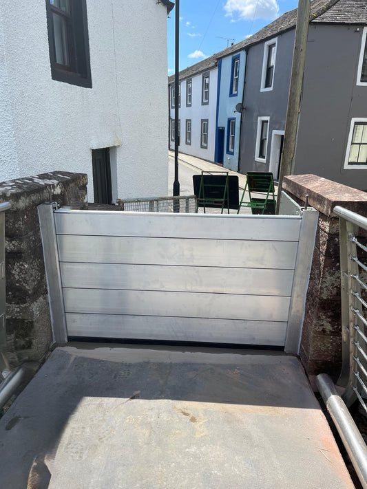 B50 - Reveal Fixed Flood Barrier System (T08)